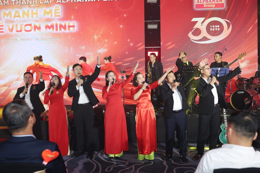 Alphanam 30 năm: Mạnh mẽ để vươn mình – Tử tế, chính trực để trường tồn