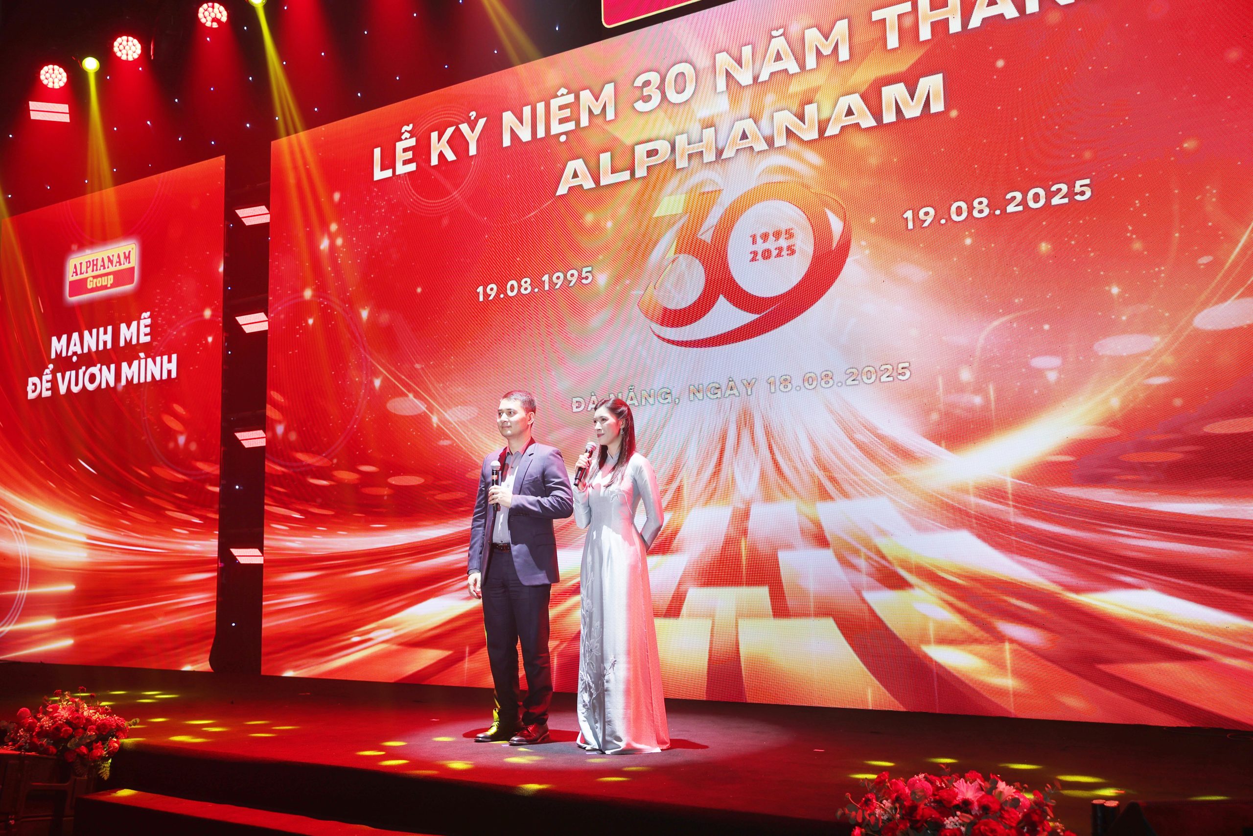 Alphanam 30 năm: Mạnh mẽ để vươn mình – Tử tế, chính trực để trường tồn