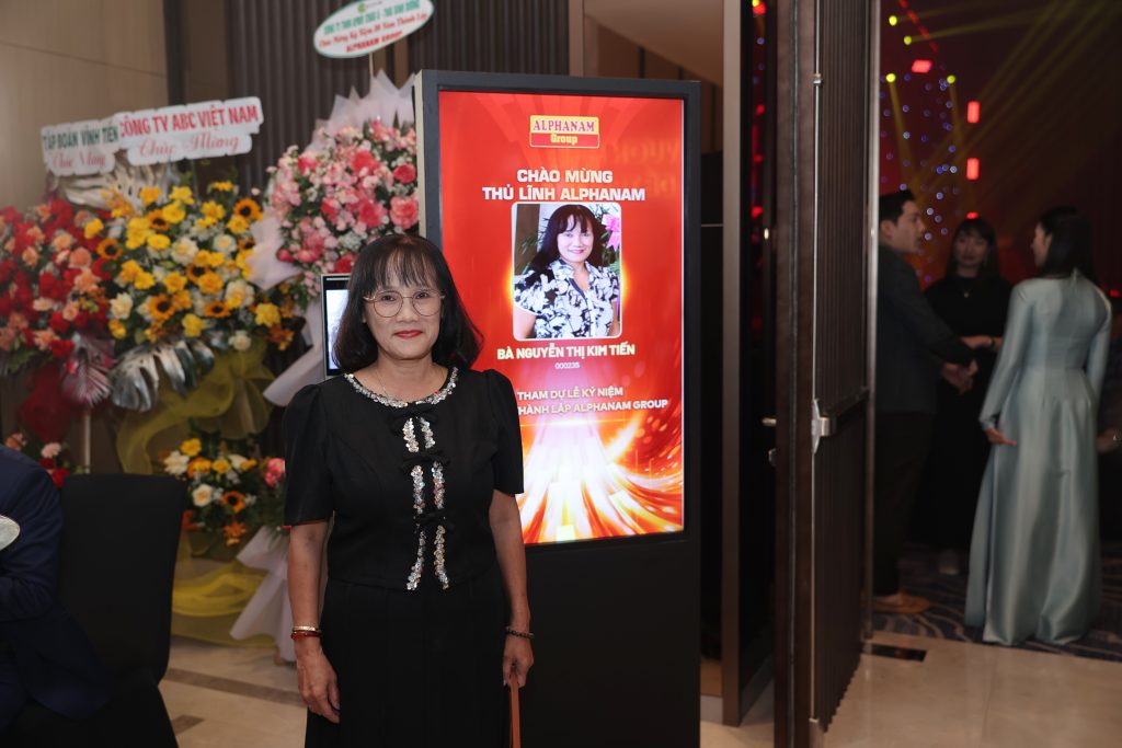 Alphanam 30 năm: Mạnh mẽ để vươn mình – Tử tế, chính trực để trường tồn