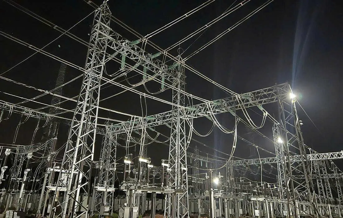 Alphanam E&C “đại thắng” cuối năm: Hoàn thành thêm “bộ tứ” kháng bù 500kV – vững chắc hệ thống mạch 3
