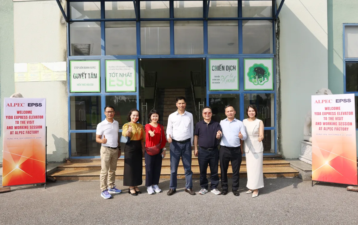Ban lãnh đạo Yida Express Elevator đến thăm và làm việc tại nhà máy Alpec