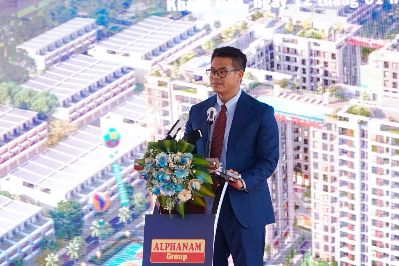 Bộ trưởng Trần Hồng Minh: Tạo “luồng xanh” giải quyết thủ tục hành chính cho nhà ở xã hội