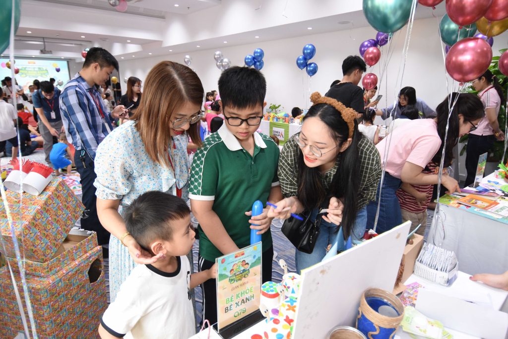 Các Alphanam nhí hân hoan chào đón chương trình hưởng ứng Tết Thiếu nhi tại Alphanam mang tên “Cùng bé ươm mầm xanh tương lai”