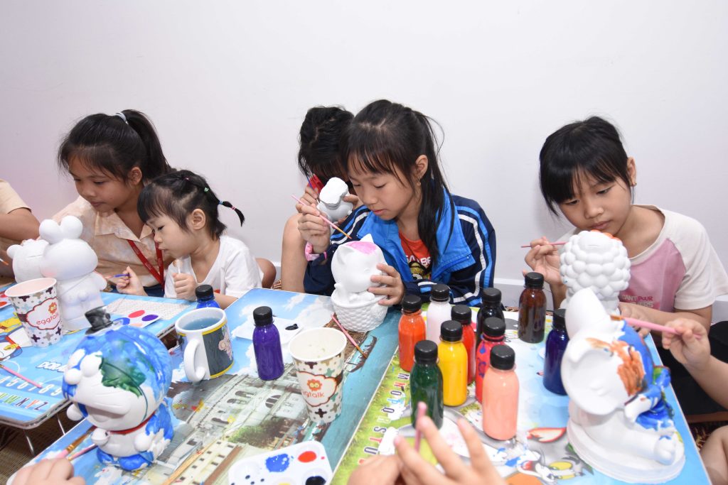 Các Alphanam nhí hân hoan chào đón chương trình hưởng ứng Tết Thiếu nhi tại Alphanam mang tên “Cùng bé ươm mầm xanh tương lai”