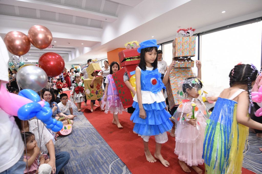 Các Alphanam nhí hân hoan chào đón chương trình hưởng ứng Tết Thiếu nhi tại Alphanam mang tên “Cùng bé ươm mầm xanh tương lai”