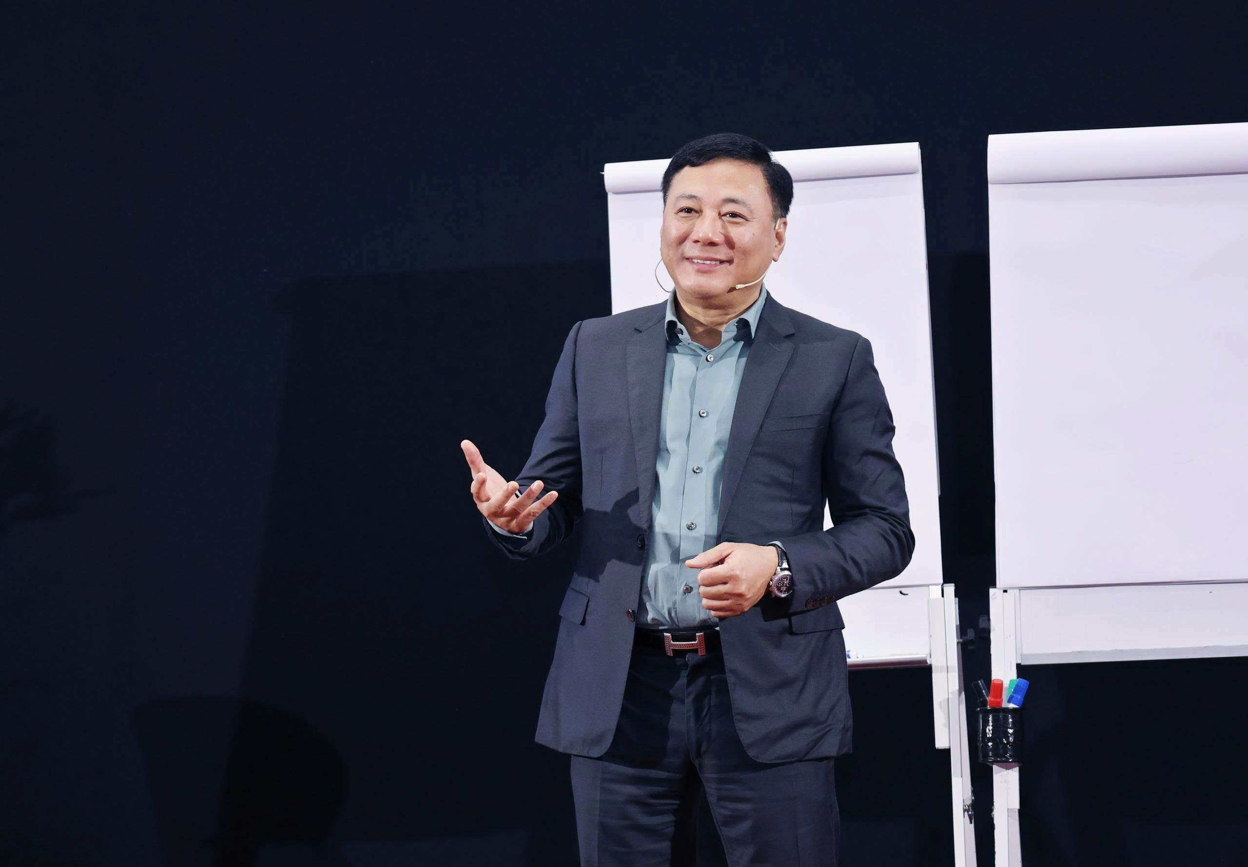 Chủ tịch Nguyễn Tuấn Hải: “Không thể xây một ngôi nhà cao khi móng không chắc”