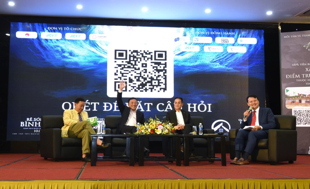 Chủ tịch Nguyễn Tuấn Hải tham dự tọa đàm “Rẽ sóng – Đón bình minh”