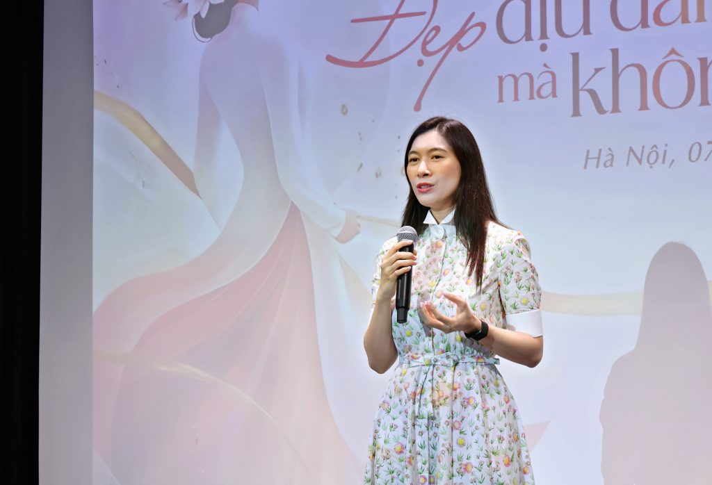 Chương trình Chúc mừng ngày Quốc tế Phụ nữ 8/3 “Đẹp dịu dàng mà không chói lóa”