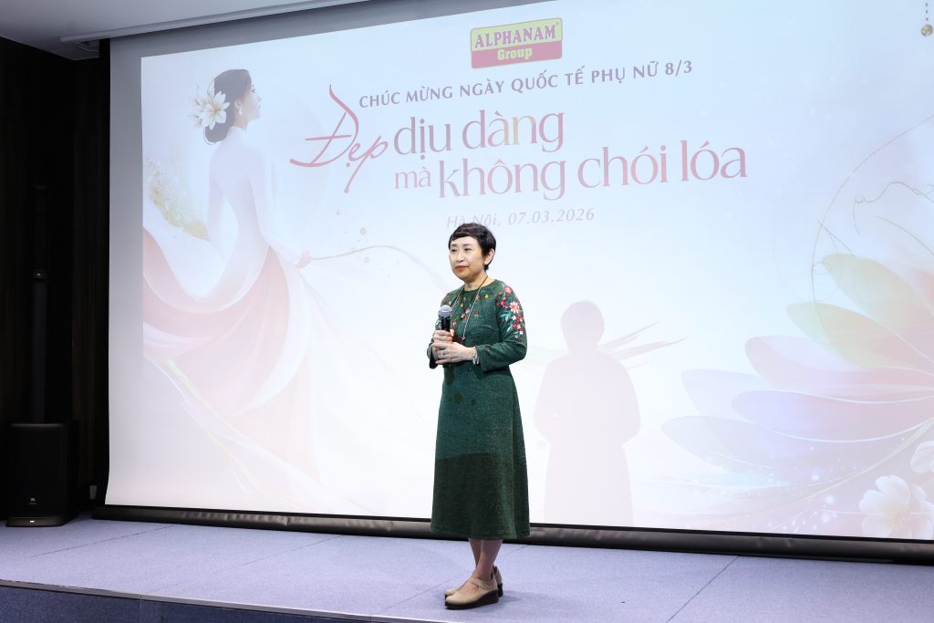 Chương trình Chúc mừng ngày Quốc tế Phụ nữ 8/3 “Đẹp dịu dàng mà không chói lóa”