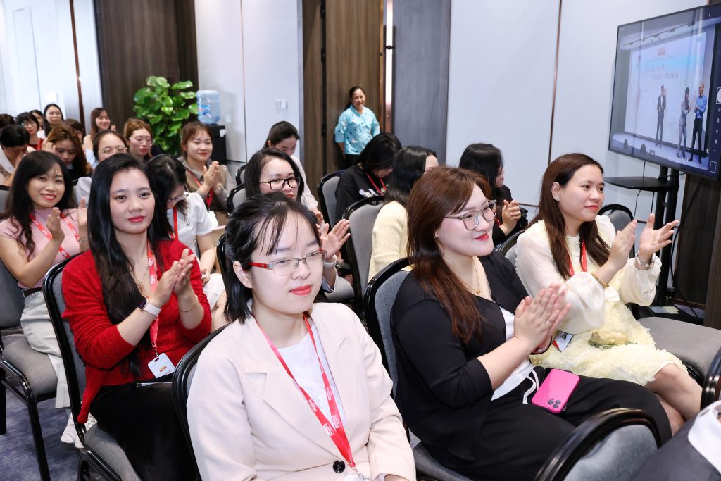 Chương trình Chúc mừng ngày Quốc tế Phụ nữ 8/3 “Đẹp dịu dàng mà không chói lóa”