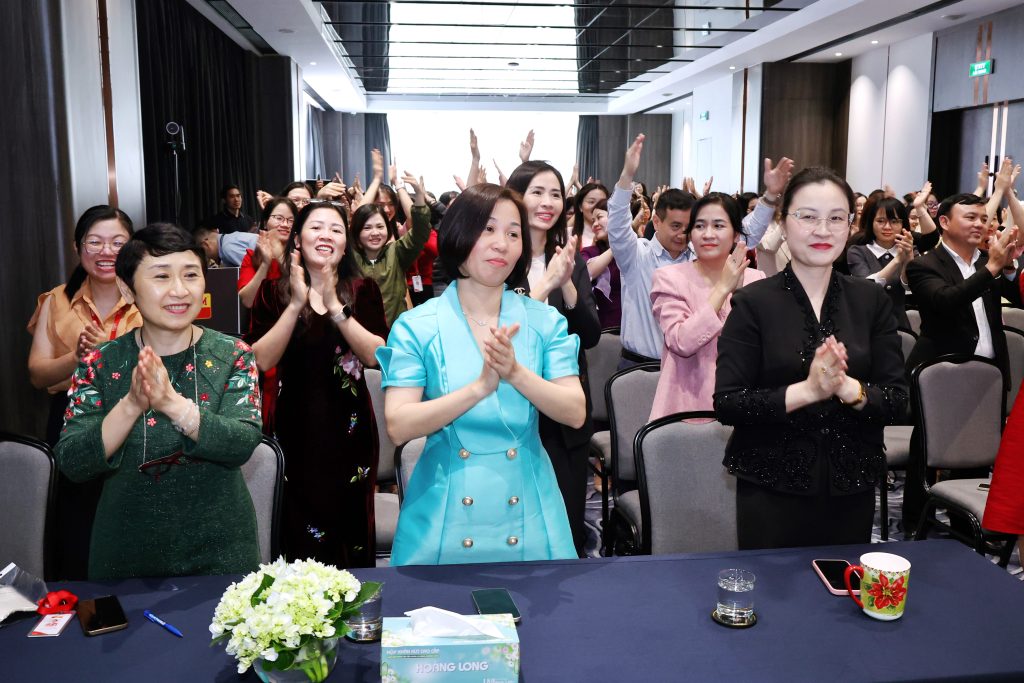 Chương trình Chúc mừng ngày Quốc tế Phụ nữ 8/3 “Đẹp dịu dàng mà không chói lóa”