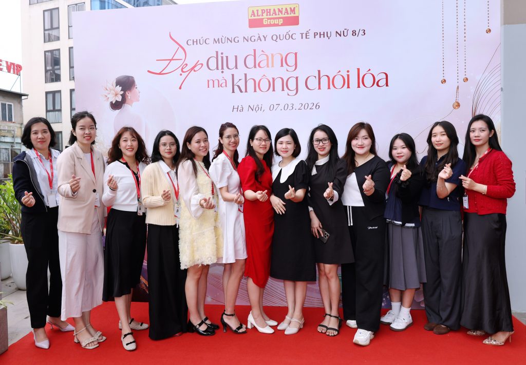 Chương trình Chúc mừng ngày Quốc tế Phụ nữ 8/3 “Đẹp dịu dàng mà không chói lóa”