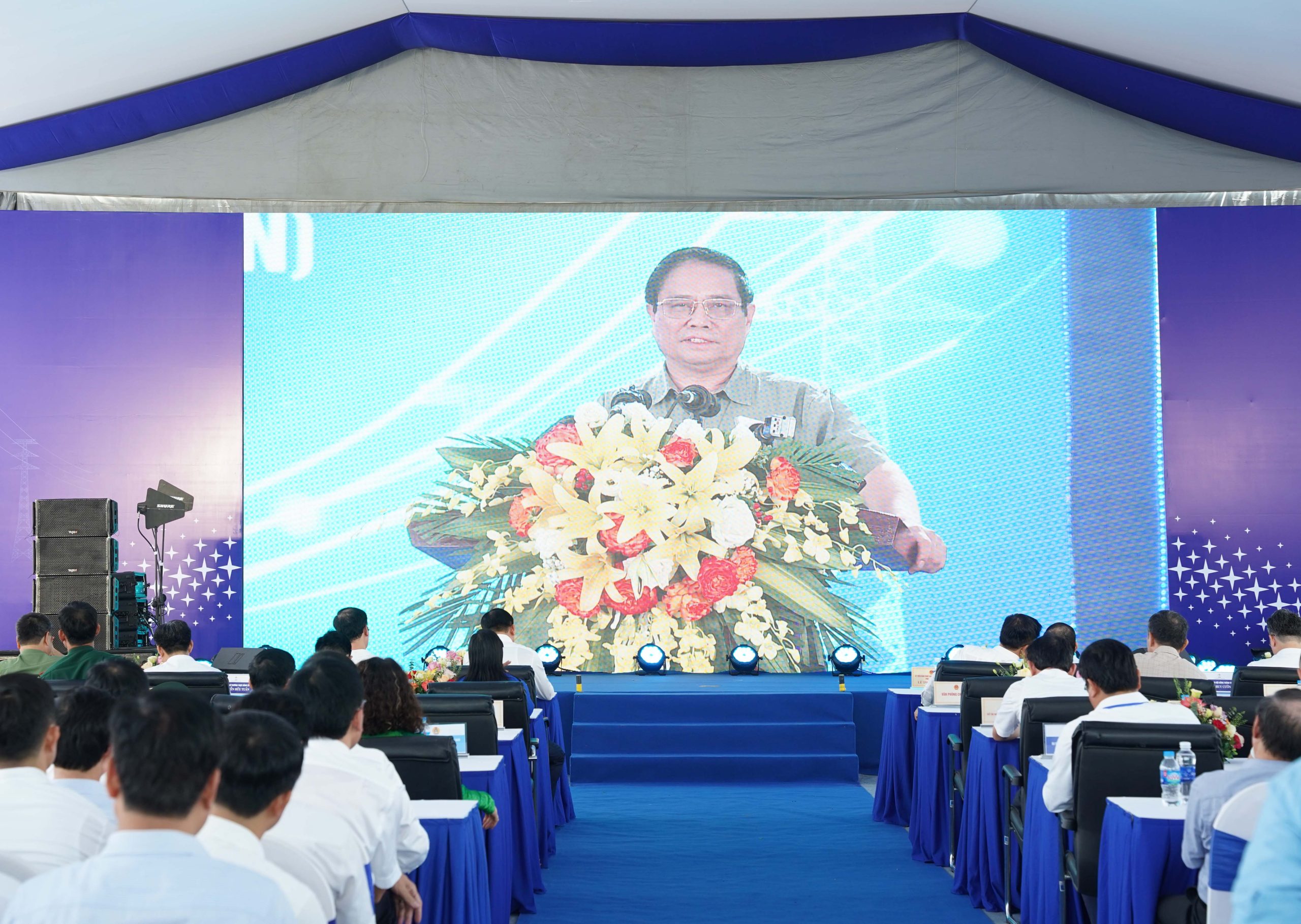 Khánh thành Đường dây 500kV mạch 3 từ Quảng Trạch đến Phố Nối – dự án được ví là “Bản hùng ca trong thời đại mới”