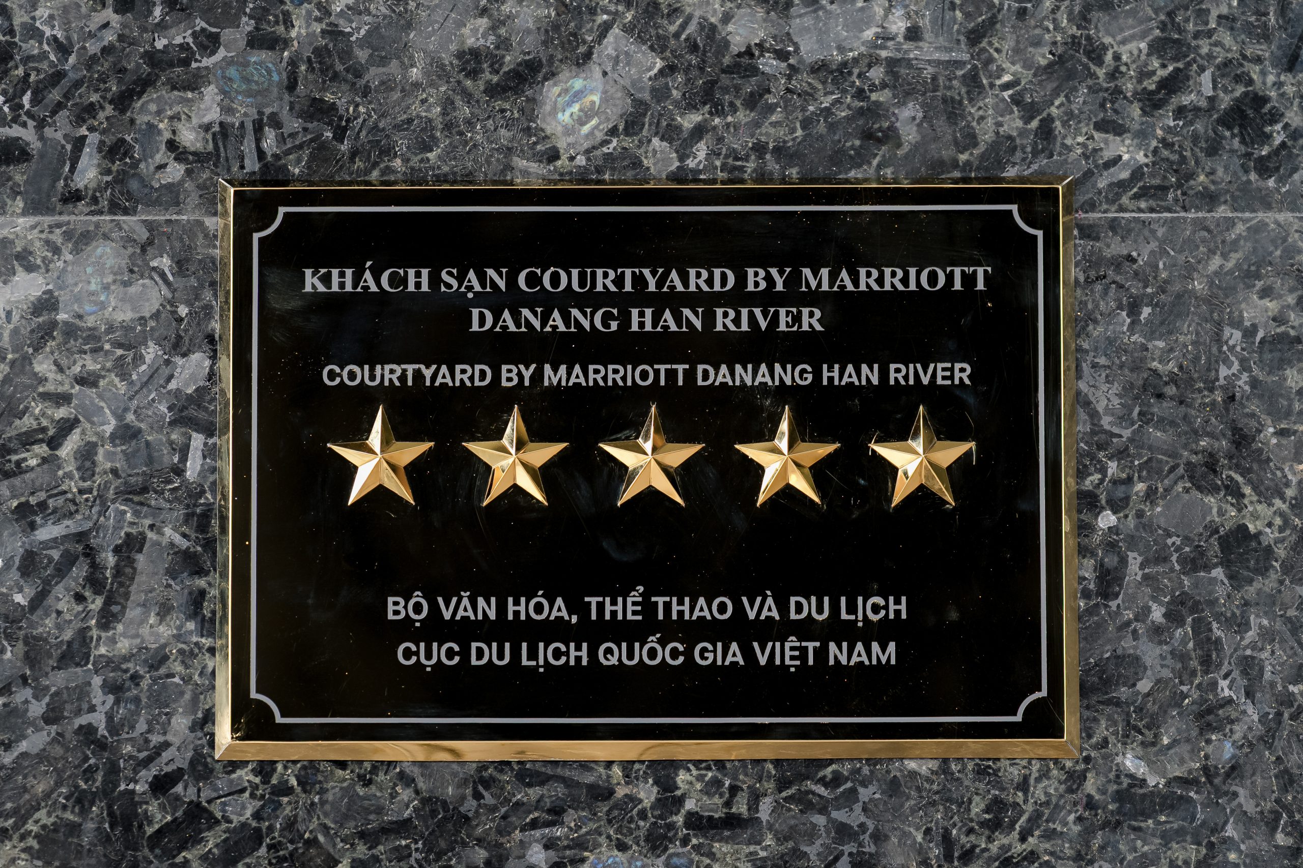 Lễ khai trương và Gắn biển đạt tiêu chuẩn 5 sao của Khách sạn Courtyard by Marriott Danang Han River