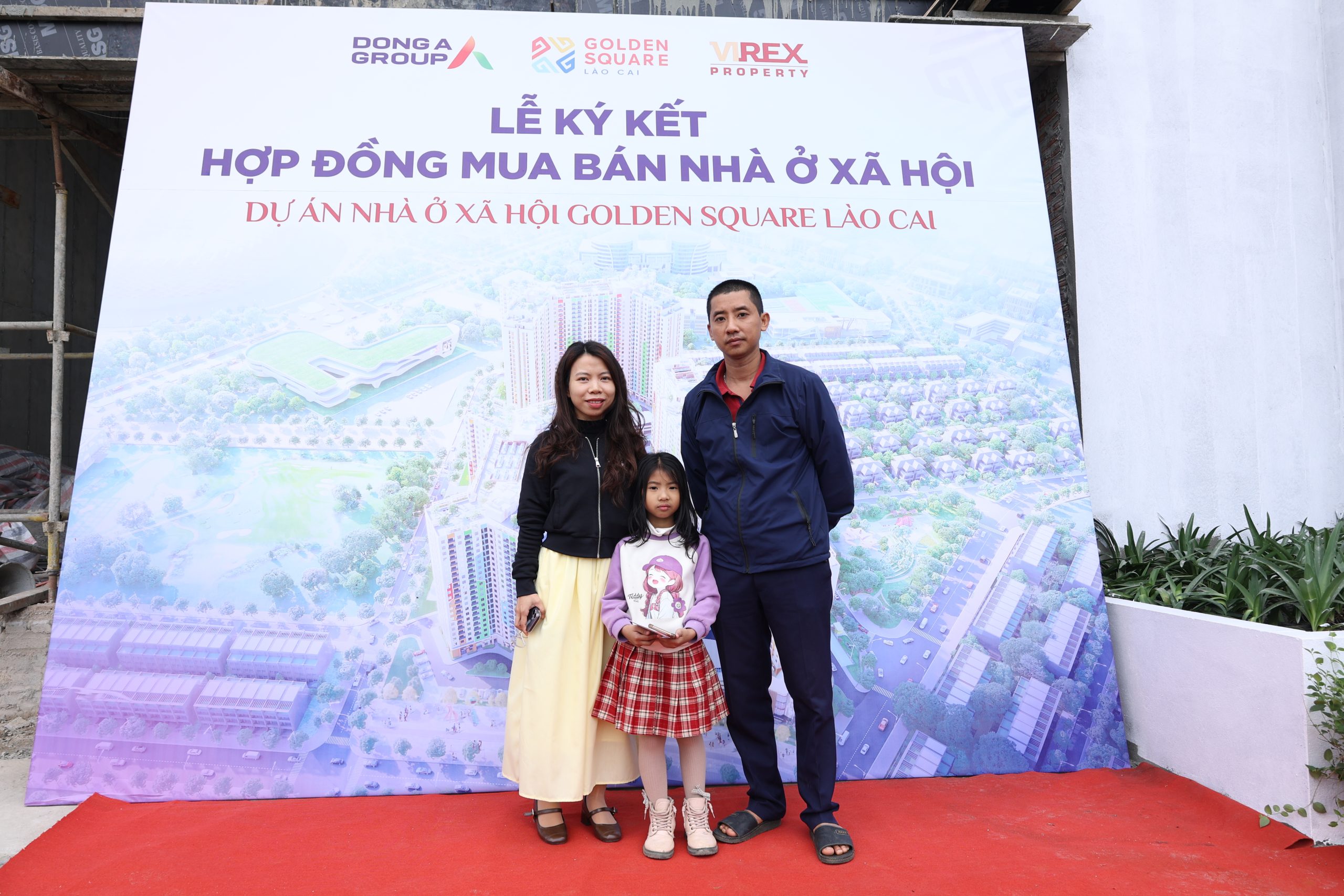 Lễ ký kết hợp đồng mua bán dự án NOXH Golden Square Lào Cai và khai trương sảnh tòa N01A